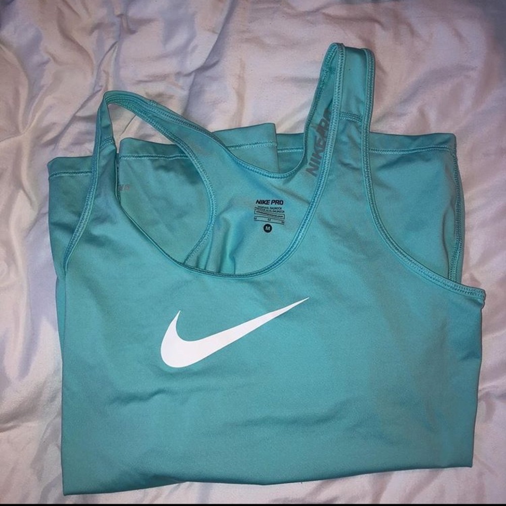 Nike Pro Workout Tank